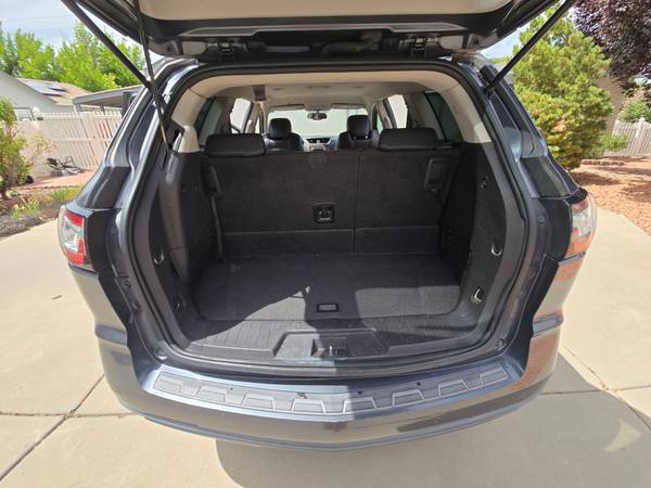 2014 Chevrolet Traverse LS All-wheel Drive Automatic — photo 3