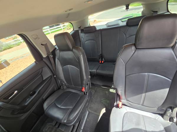 2014 Chevrolet Traverse LS All-wheel Drive Automatic — photo 5