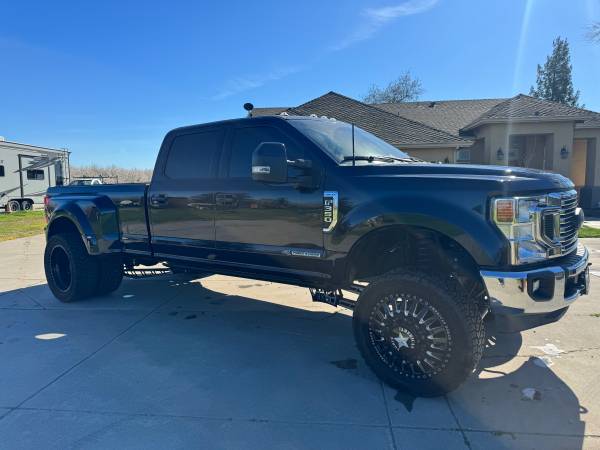 2022 Ford F 350 XLT 4x2 SD Super Cab 8 ft. box 164 in. WB DRW Automatic — photo 4