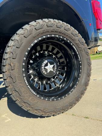 2022 Ford F 350 XLT 4x2 SD Super Cab 8 ft. box 164 in. WB DRW Automatic — photo 9