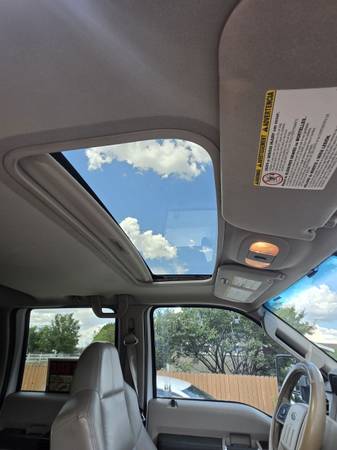 2008 Ford F 250 Lariat 4x4 SD Super Cab 6.75 ft. box 142 in. WB SRW Manual — photo 10