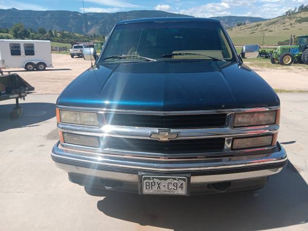 1994 Chevrolet Chevy VAN G10 3dr Cargo Van — photo 1