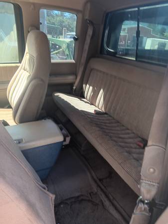 1994 Chevrolet Chevy VAN G10 3dr Cargo Van — photo 6