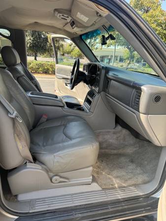 2003 GMC Yukon XL 2500 SLE 4x2 Automatic — photo 7