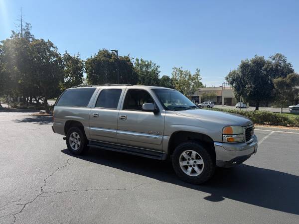 2003 GMC Yukon XL 2500 SLE 4x2 Automatic — photo 3