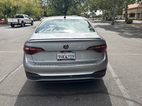 2023 Volkswagen Jetta 1.5T SE 4dr Sedan Automatic — photo 6