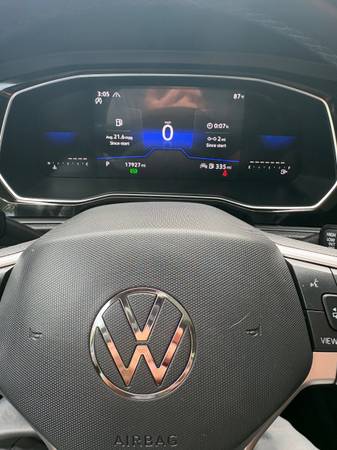 2023 Volkswagen Jetta 1.5T SE 4dr Sedan Automatic — photo 10