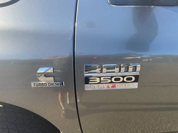 2007 Dodge RAM 3500 ST 4x2 Quad Cab 160.5 in. WB Manual — photo 3