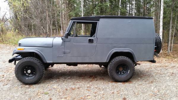 1984 Jeep Scrambler Base — photo 1