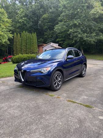 2019 Alfa Romeo Stelvio Base 4dr 4x2 Automatic — photo 9