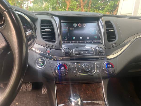 2015 Chevrolet Impala LS 4dr Sedan Automatic — photo 11