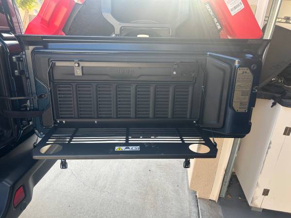 2024 Jeep Wrangler Rubicon 392 4dr 4x4 Automatic — photo 5