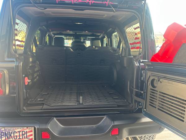 2024 Jeep Wrangler Rubicon 392 4dr 4x4 Automatic — photo 6