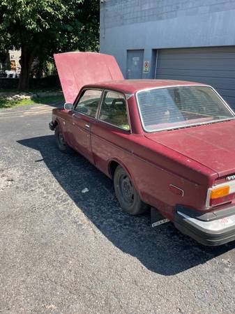 1976 Volvo 242dl — photo 5