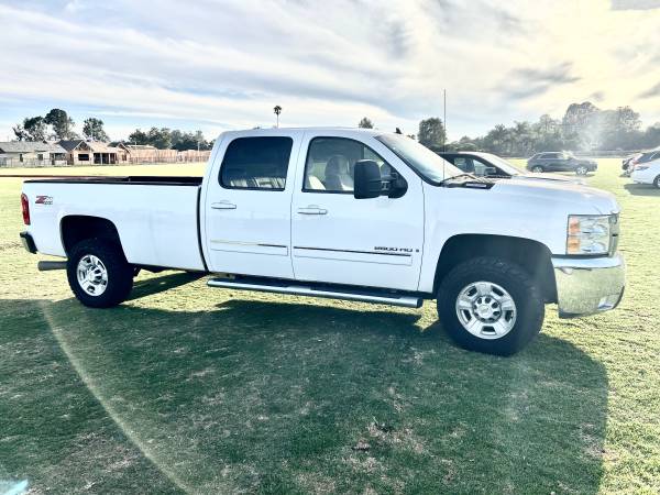 2007 Chevrolet Silverado 2500hd Work Truck — photo 3
