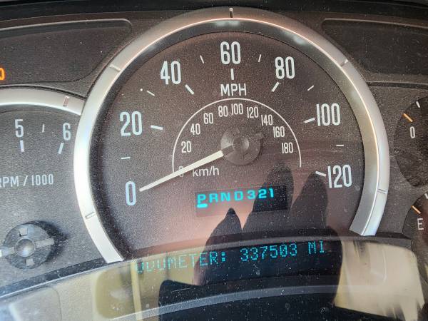 2004 Cadillac Escalade Base 4x2 Automatic — photo 7