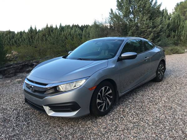 2016 Honda Civic LX-P — photo 2