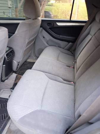 2004 Toyota 4runner SR5 V8 4x2 Automatic — photo 5