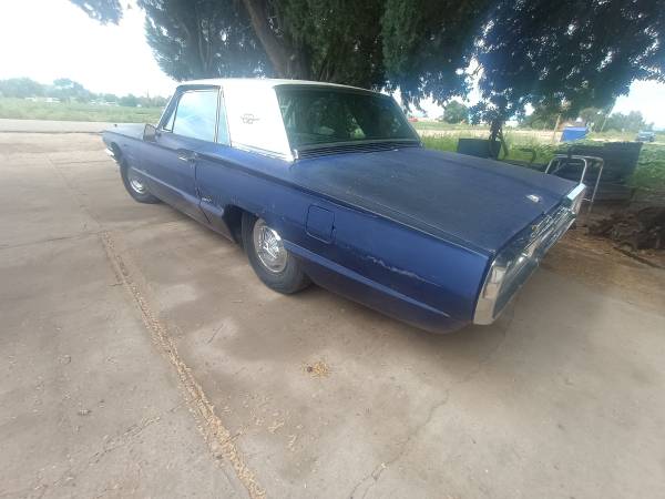 1965 Ford Thunderbird Hardtop — photo 2