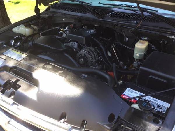 2000 Chevrolet Tahoe All New Base — photo 11