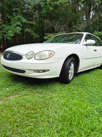 2006 Buick Lacrosse CX 4dr Sedan Automatic — photo 3