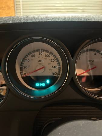 2009 Dodge Challenger SE — photo 9