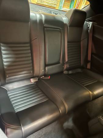 2009 Dodge Challenger SE — photo 6