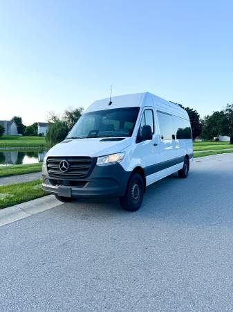 2026 Mercedes-Benz Sprinter Passenger VAN Base — photo 1