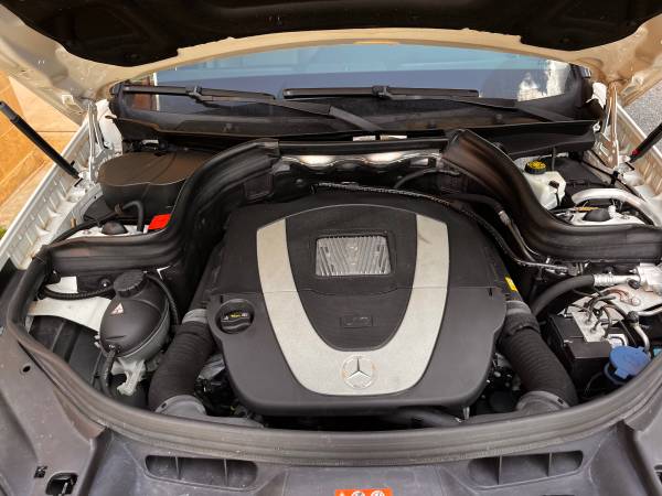 2012 Mercedes-Benz GLK-Class Base GLK 350 — photo 11
