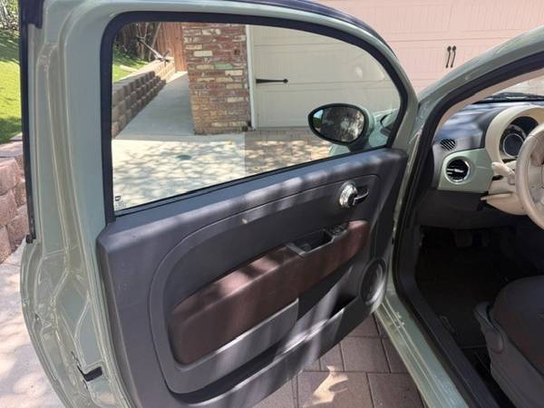 2012 Fiat 500 Pop 2dr Hatchback Manual — photo 7