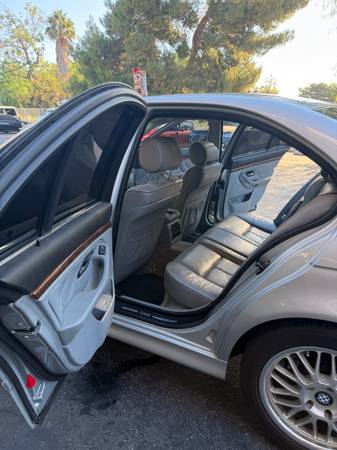 2001 BMW 525i — photo 10