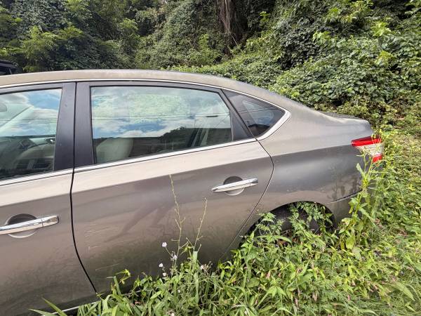 2015 Nissan Sentra S 4dr Sedan CVT — photo 10