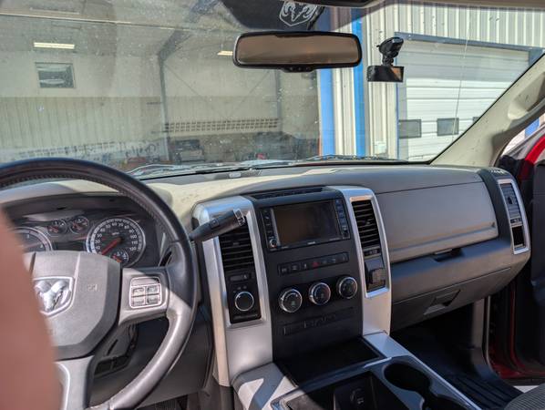 2012 RAM 2500 ST 4x4 Crew Cab 169 in. WB Automatic — photo 5