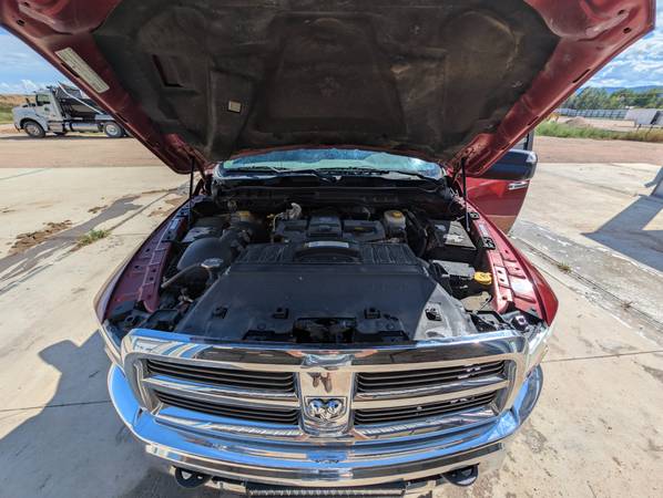 2012 RAM 2500 ST 4x4 Crew Cab 169 in. WB Automatic — photo 11
