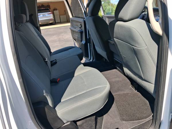 2015 Dodge Ram Crew — photo 2