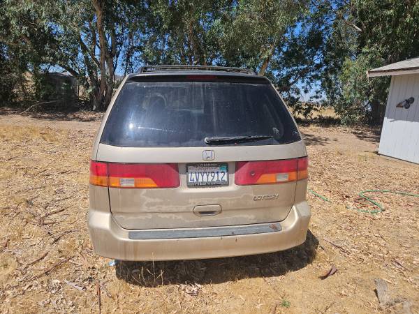 2002 Honda Odyssey EX Passenger Van Automatic — photo 3