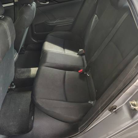 2017 Honda Civic LX 2dr Coupe CVT — photo 9