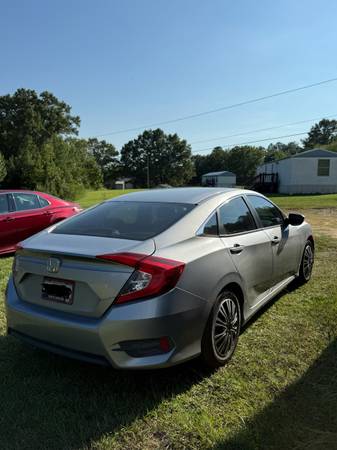 2017 Honda Civic LX 2dr Coupe CVT — photo 1