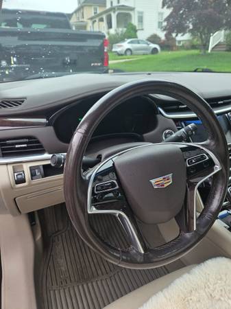 2016 Cadillac XTS Platinum 4dr All-wheel Drive Sedan Automatic — photo 7