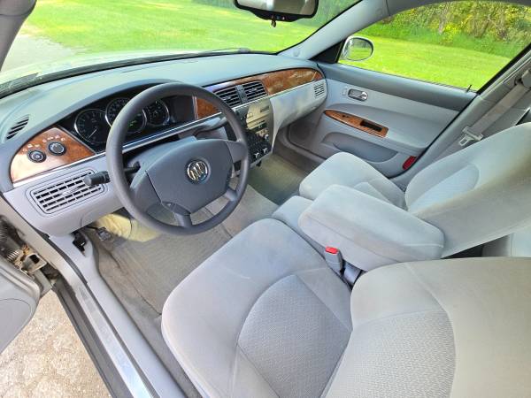 2006 Buick Lacrosse CX 4dr Sedan Automatic — photo 8