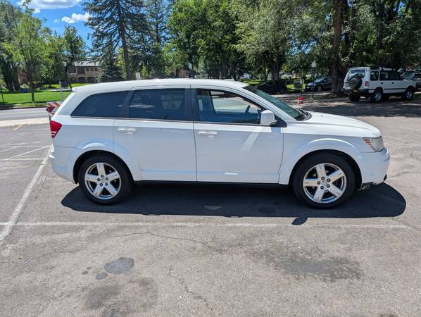 2009 Dodge Journey SXT 4dr All-wheel Drive Automatic — photo 3