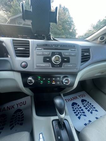 2012 Honda Civic DX 2dr Coupe Manual — photo 9