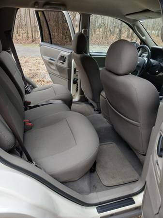 2004 Jeep Grand Cherokee Laredo 4dr 4x2 Automatic — photo 9