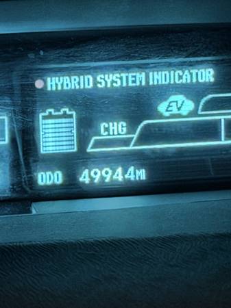 2013 Toyota Prius Two 5dr Hatchback CVT — photo 9