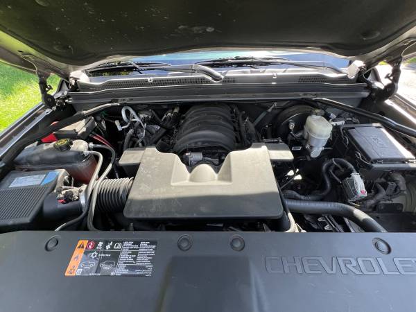 2018 Chevrolet Tahoe LT 4x2 Automatic — photo 9