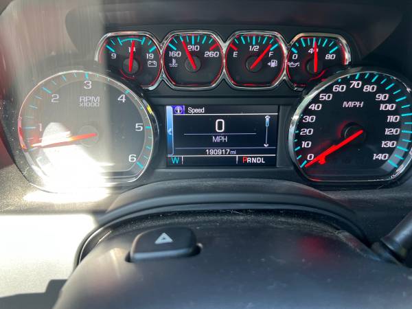 2018 Chevrolet Tahoe LT 4x2 Automatic — photo 12