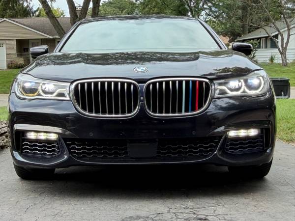 2017 BMW 750 i xDrive — photo 1