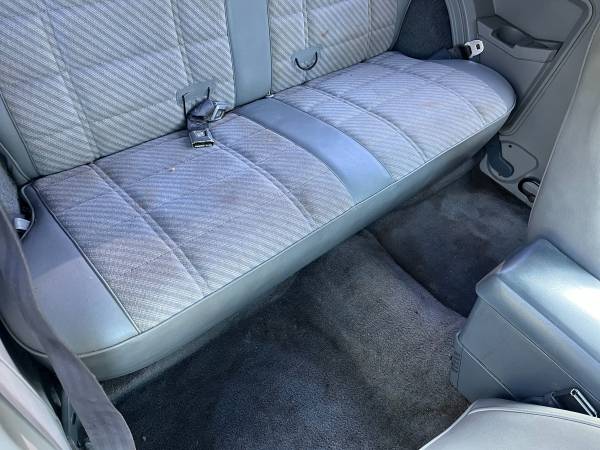 1989 Jeep Cherokee Base 4dr SUV — photo 11