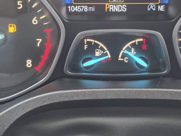2017 Ford Escape SE 4dr Front-wheel Drive Automatic — photo 8