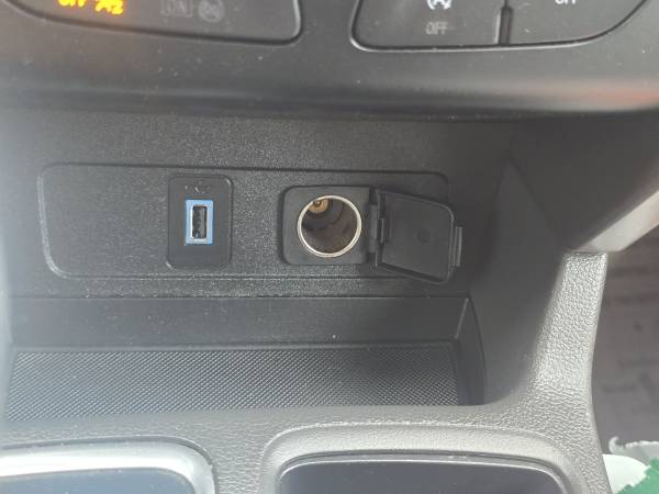 2017 Ford Escape SE 4dr Front-wheel Drive Automatic — photo 11